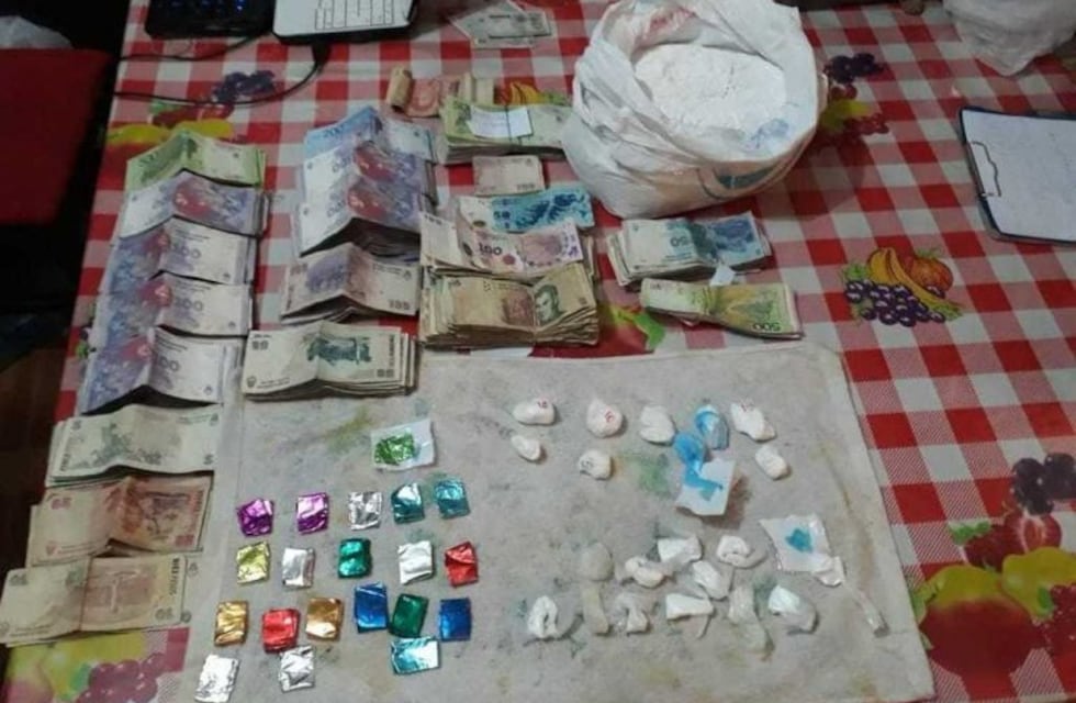 Detuvieron en Guaymallén a una pareja con cocaína y $134 mil