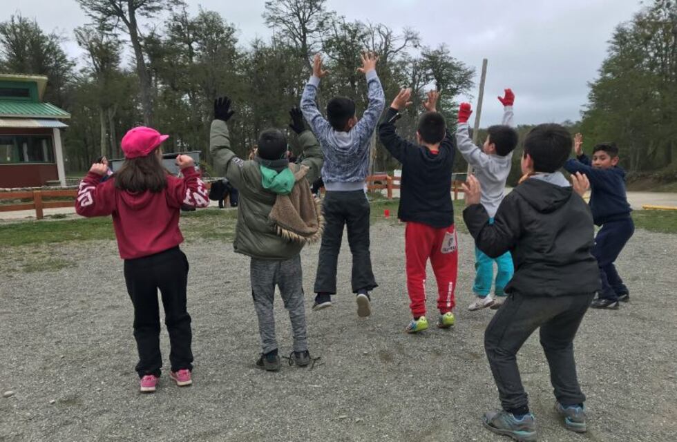 El Instituto República Argentina de Río Grande, visitó la "Laguna del Indio"