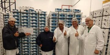 Los Antiguos: partió rumbo a China la primera producción de cerezas