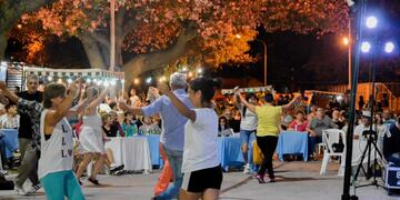 Folklore en el Anfiteatro \