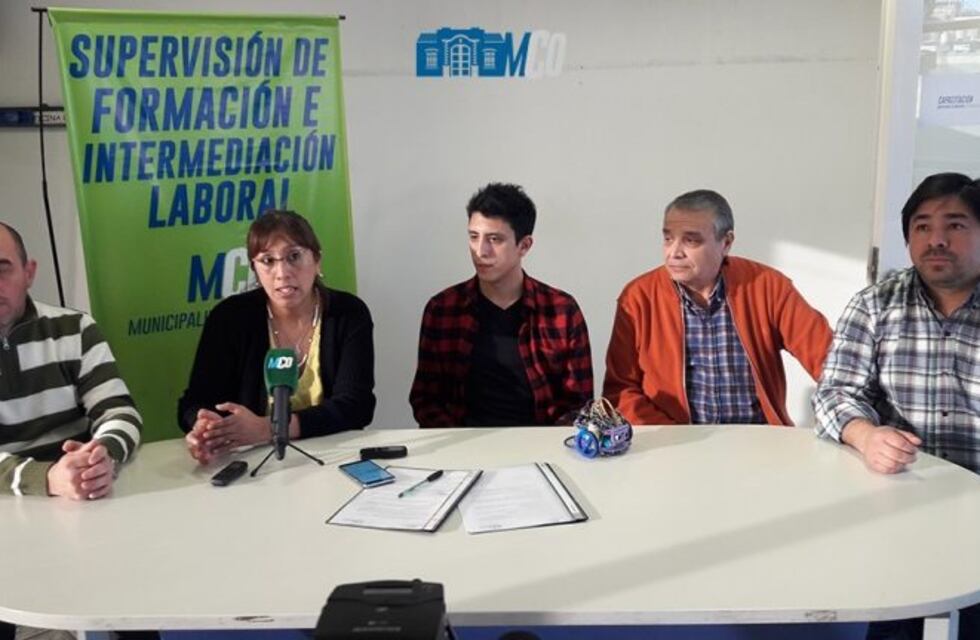 Firman un convenio entre la Oficina de Empleo y la Mutual 12 de Septiembre