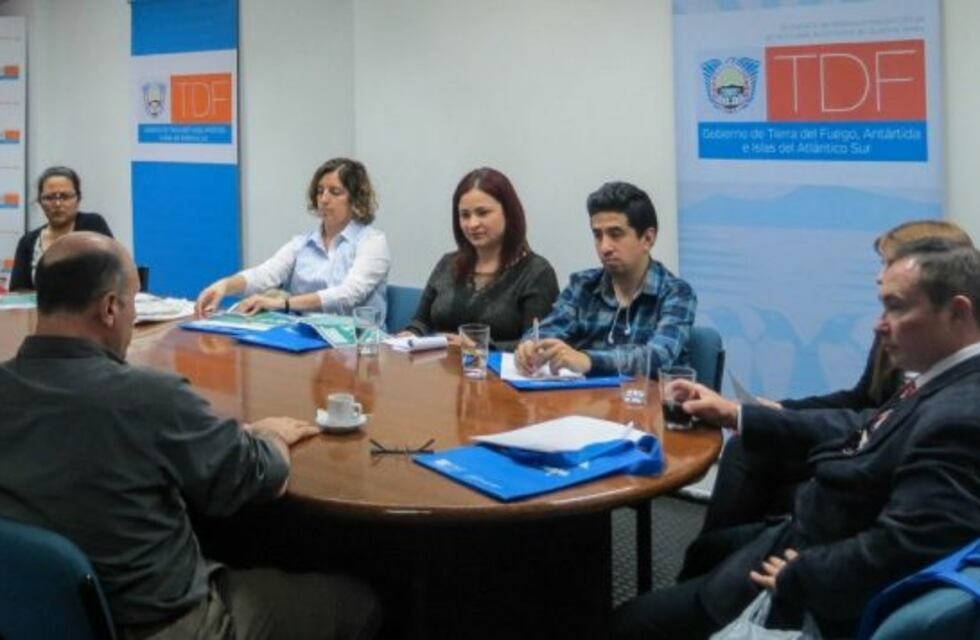 Gobierno brindó charlas informativas en Córdoba y Buenos Aires para atraer a nuevos médicos