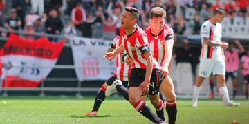Con gol de Iván Gómez, Estudiantes venció 1-0 a Patronato  (web)\u002E