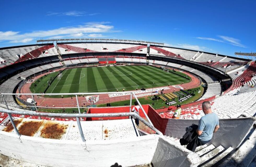 River chicaneó a Boca en la camiseta de su maratón