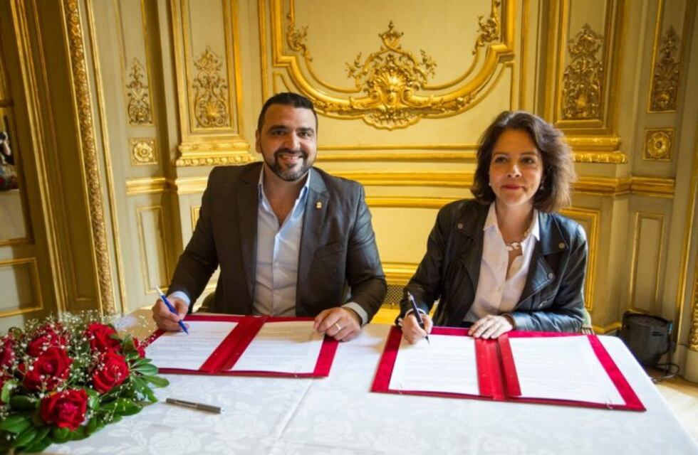 Ushuaia y la Embajada de Francia suscribieron un convenio de cooperación