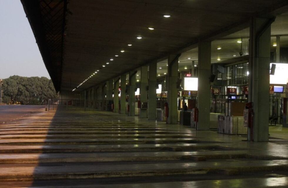 Dictaron la conciliación obligatoria y no habrá paro de choferes de larga distancia