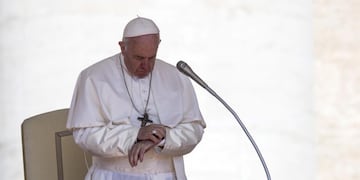 El papa Francisco preside la audiencia general semanal en la plaza de San Pedro del Vaticano\u002E