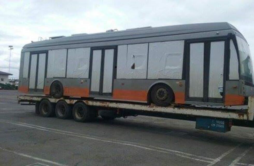 La Municipalidad recibió los primeros trolebuses para el servicio de la nueva línea Q