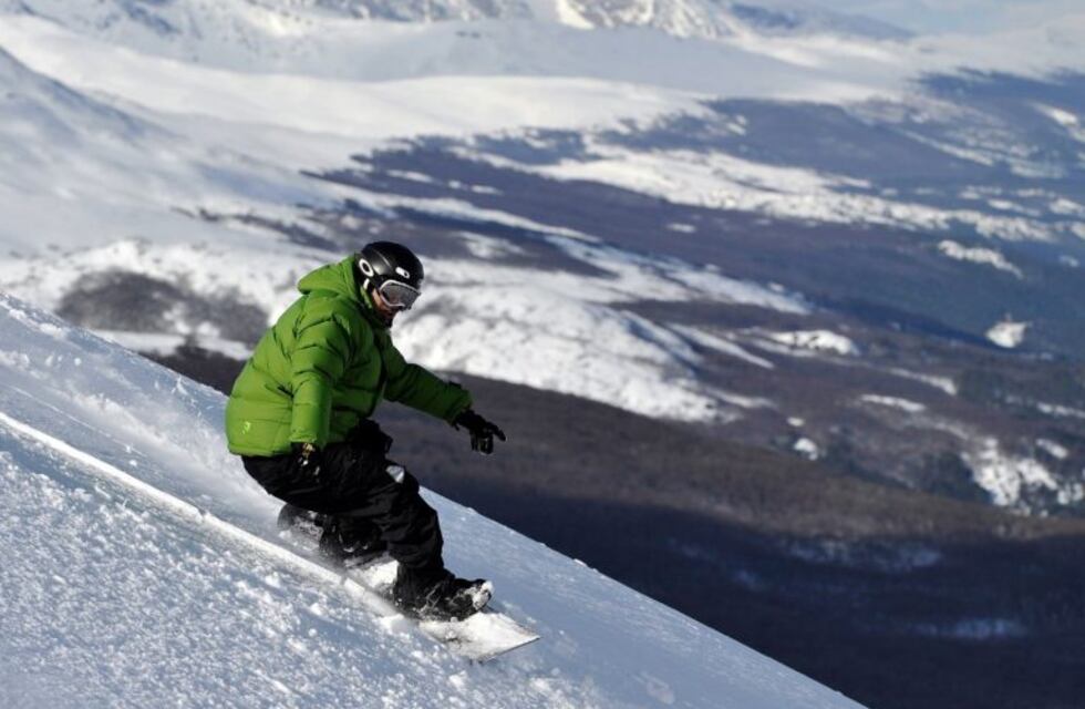 Ushuaia se prepara para el "Spring Break": con muy buen nivel de nieve la temporada continúa hasta octubre