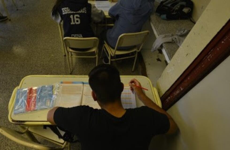 Docentes de Santa Cruz anunciaron un paro provincial por 24 horas para el 11 de junio