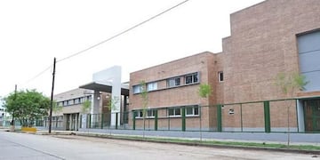 Renunció la vicerrectora del colegio en que un alumno apuñaló a una docente