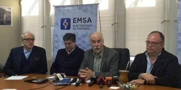 Conferencia de prensa de EMSA para anunciar el nuevo cuadro tarifario de energía eléctrica en Misiones\u002E (Foto: Misiones Online)