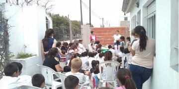 Taller Separación de Residuos Escuela Nº 2 Barrio Ruta 3 Sur