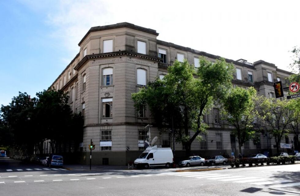 Docentes del Superior y del Politécnico exigen ser vacunados contra el coronavirus