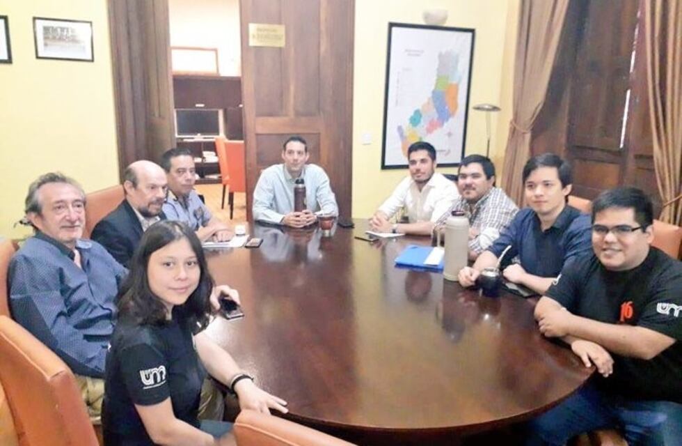 Cámaras y corredor seguro para cuidar a universitarios