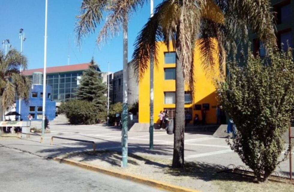 Villa el Libertador: arrancan y roban caja fuerte de una carnicería