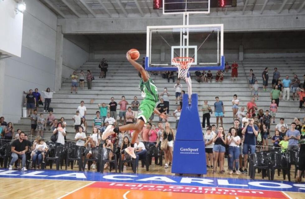Vuelve Atenas al estadio Arena de Carlos Paz
