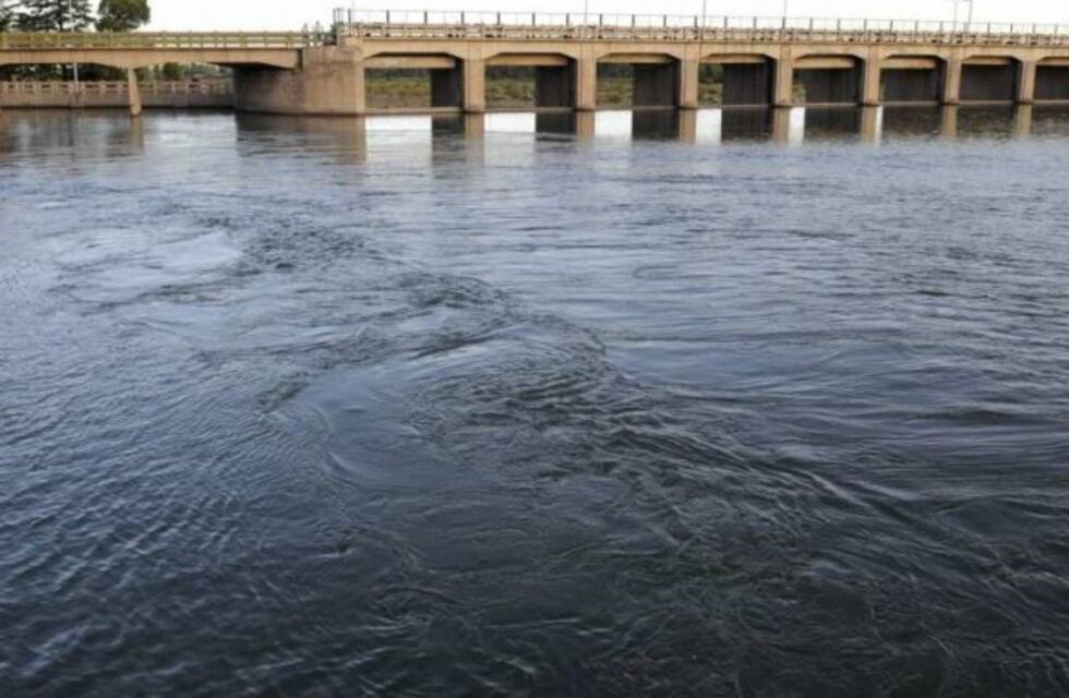 Hallaron el cadáver de un hombre en el río Mendoza