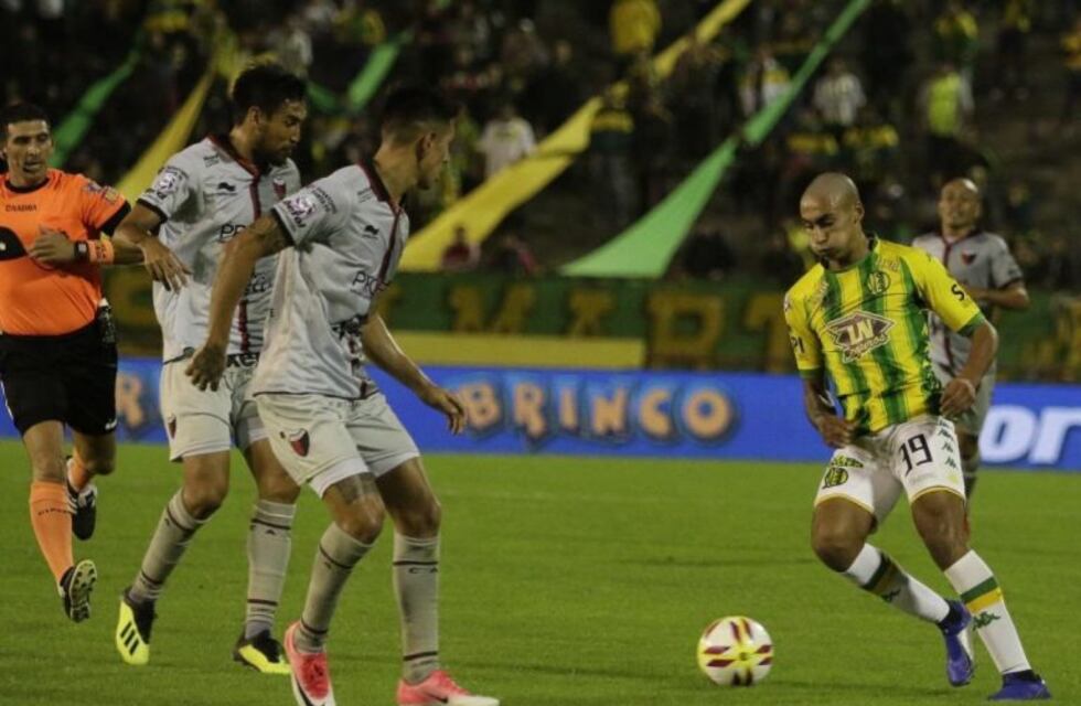 Colón perdió con Aldosivi y se profundiza su mal momento