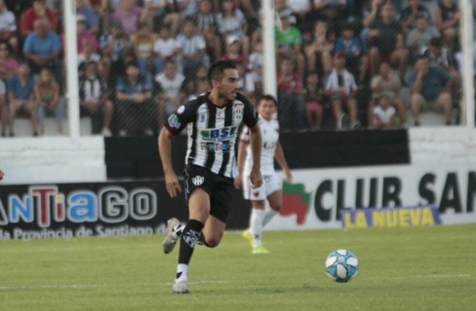 Lisandro Alzugaray: "Tenemos que sacar los puntos para que Central Córdoba quede en primera"
