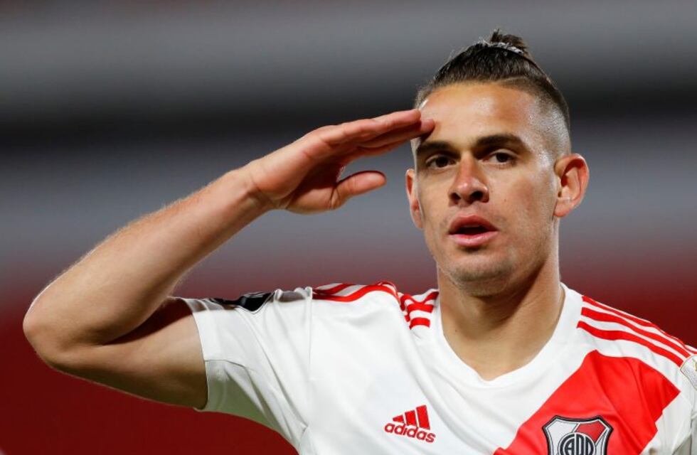 Alarma en River: aislaron a Rafael Santos Borré de forma preventiva por un contacto estrecho