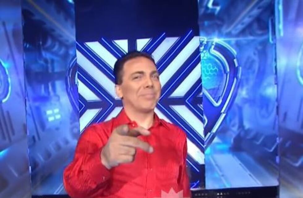 Cristian Castro bromeó con Tinelli sobre su divorcio y quiso conquistar a Pampita