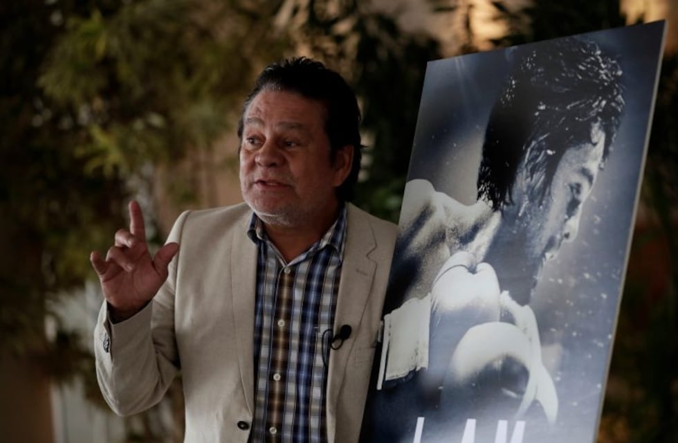 El exboxeador Roberto "Manos de Piedra" Durán dio positivo de coronavirus