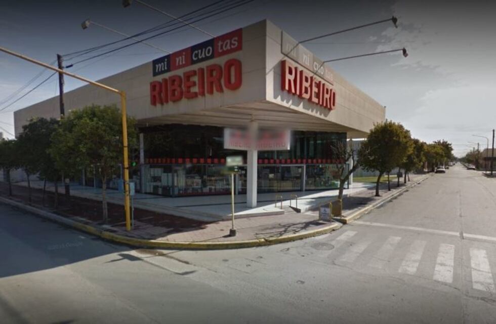 Cerró la sucursal de Ribeiro en Las Varillas y en Arroyito hace dos meses que no abonan los sueldos