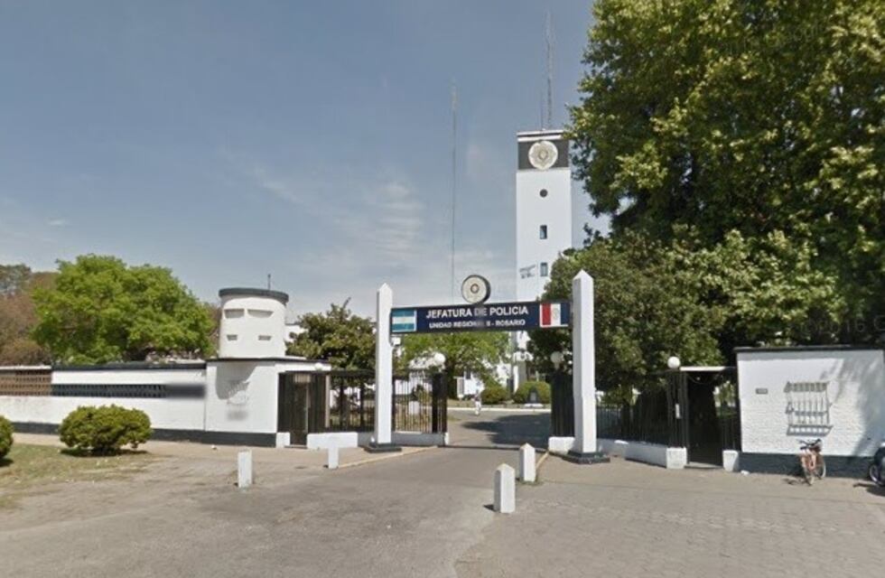 Investigan a un nuevo jefe policial rosarino por una condena a prisión