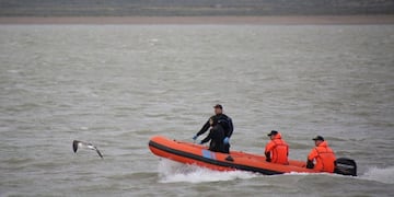 El hombre que buscaban en la ría fue encontrado sin vida