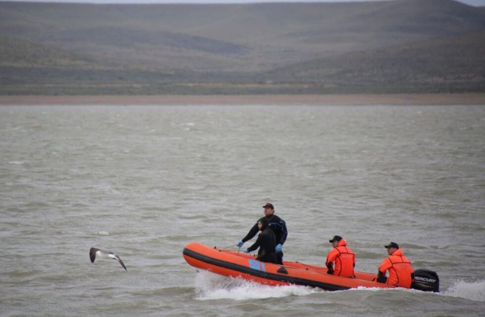 El hombre que buscaban en la ría fue encontrado sin vida