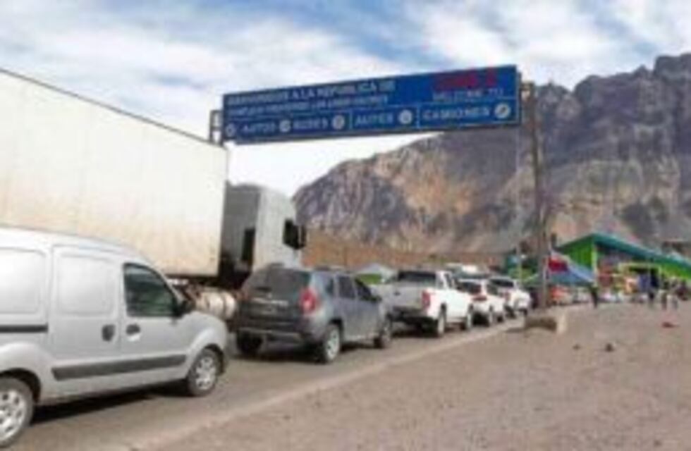 Muerte en la frontera: Nación y Mendoza se acusan y en Chile dicen tener ambulancia