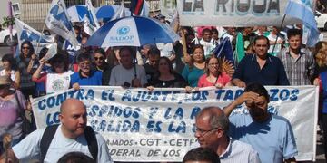 Marcha contra el ajuste