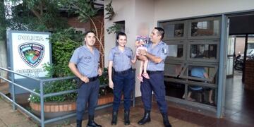 Los efectivos que salvaron la vida de la pequeña Rhiana\u002E