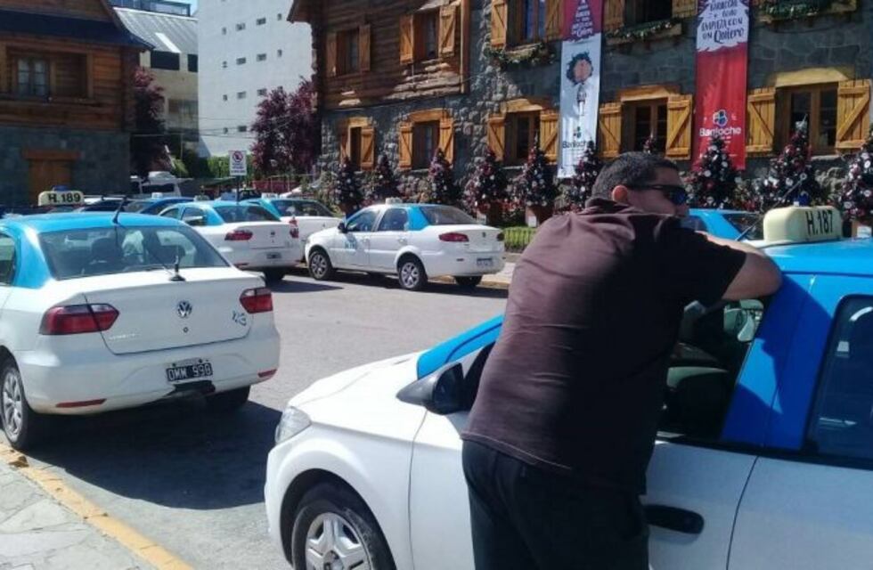 Taxistas de Bariloche exigen un aumento del 60 por ciento en las tarifas