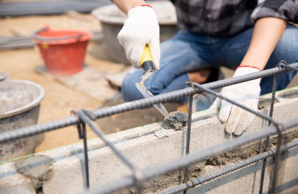 Diferentes representantes de la construcción trabajan en un protocolo para obras privadas
