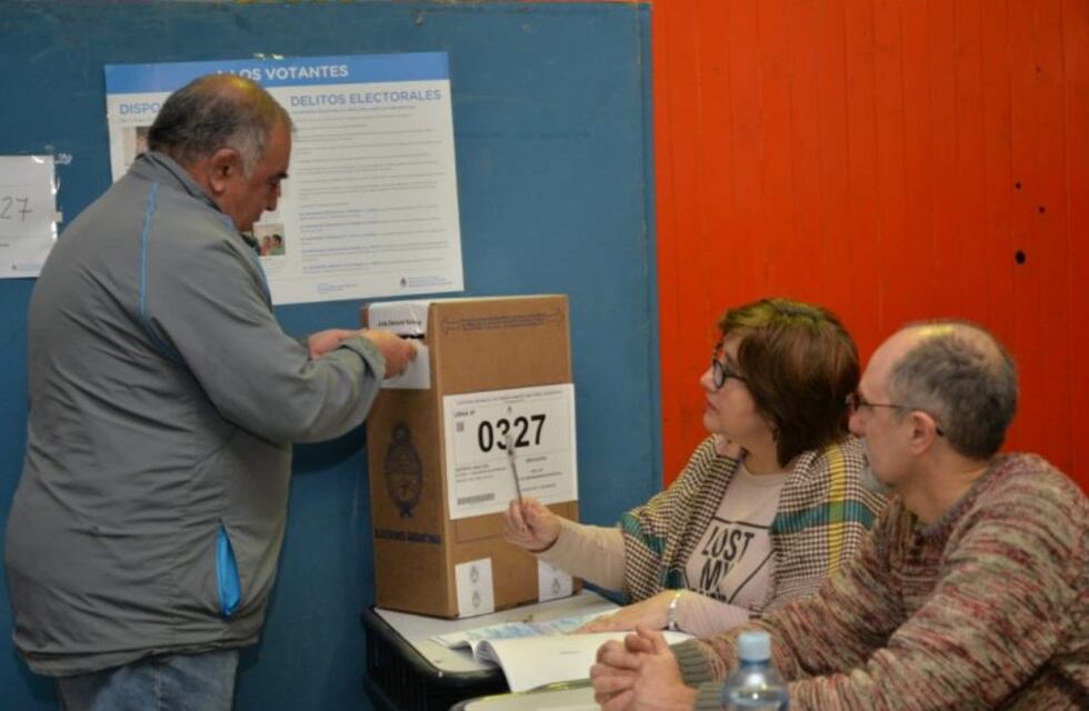 Los puntanos votan con normalidad en las PASO