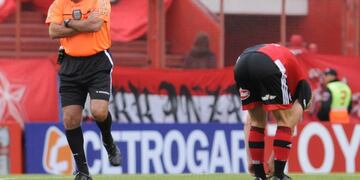 DYN010, BUENOS AIRES 10/04/16, ARGENTINOS VS NEWELLS FOTO:DYN/CARLOS GRECO\u002E cancha de argentinos juniors juan pablo pompei campeonato torneo primera division 2016 futbol futbolistas partido argentinos juniors newells old boys