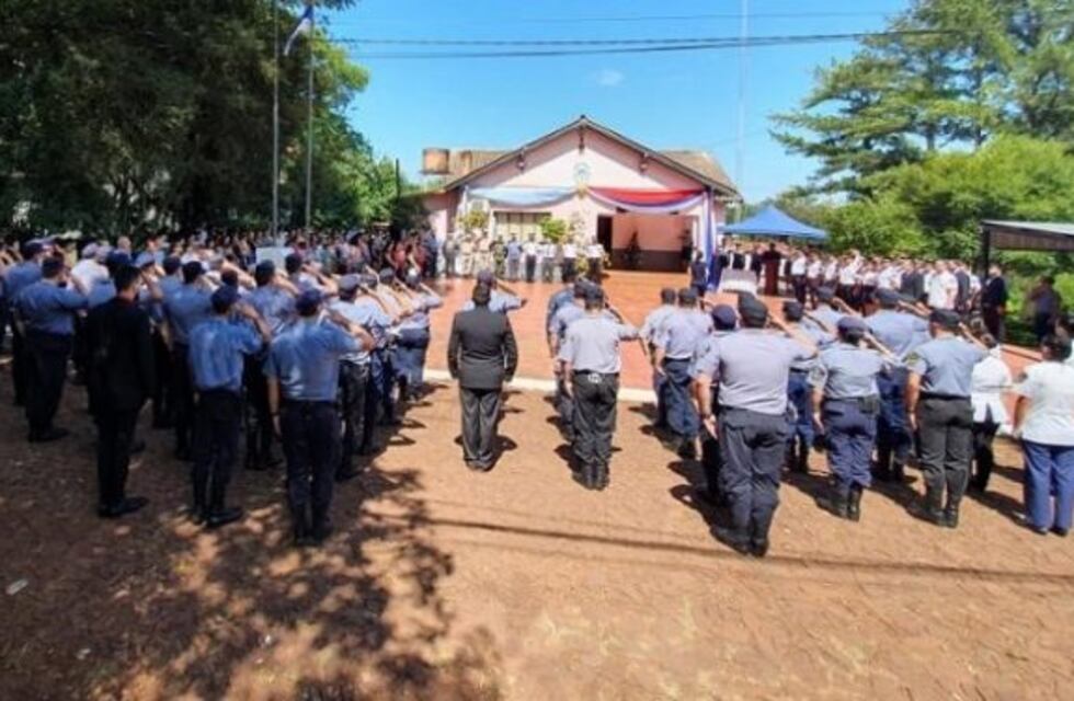 Otorgaron ascensos al personal policial de la Unidad Regional III de Eldorado