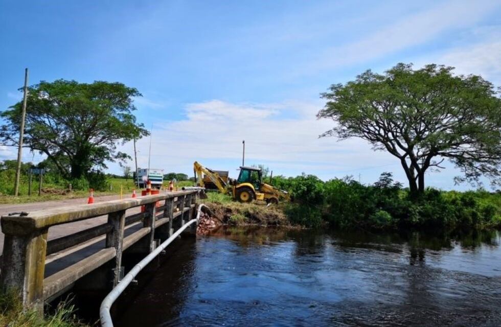 Restringen el paso por el puente sobre el Arroyo Pehuajó