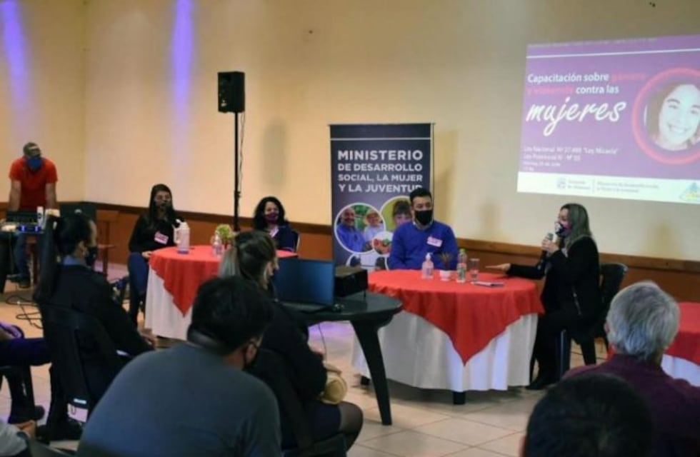 Ley Micaela: empleados estatales de San Pedro, fueron capacitados en violencia de género