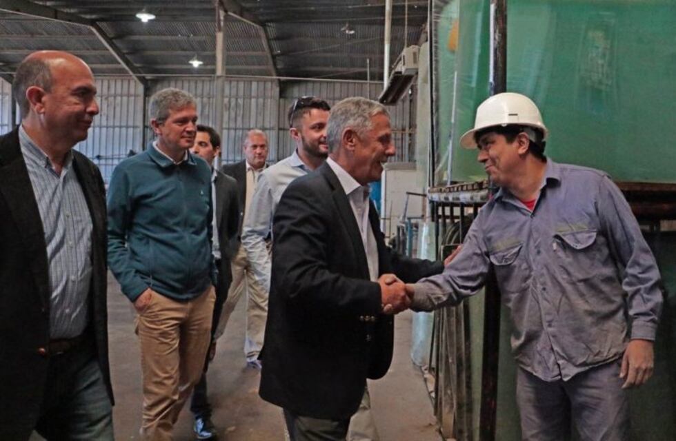 Municipio, Nación y Autobuses Neuquén acordaron capacitación para incorporar 86 jóvenes a la empresa