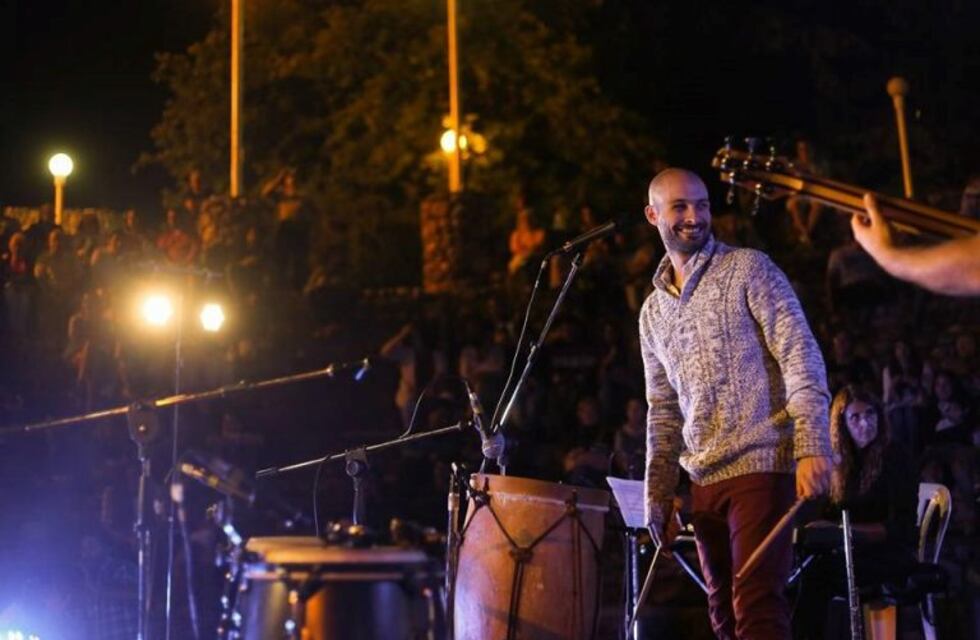 Juan Iñaki presenta su disco Aquí y ahora en formato acústico