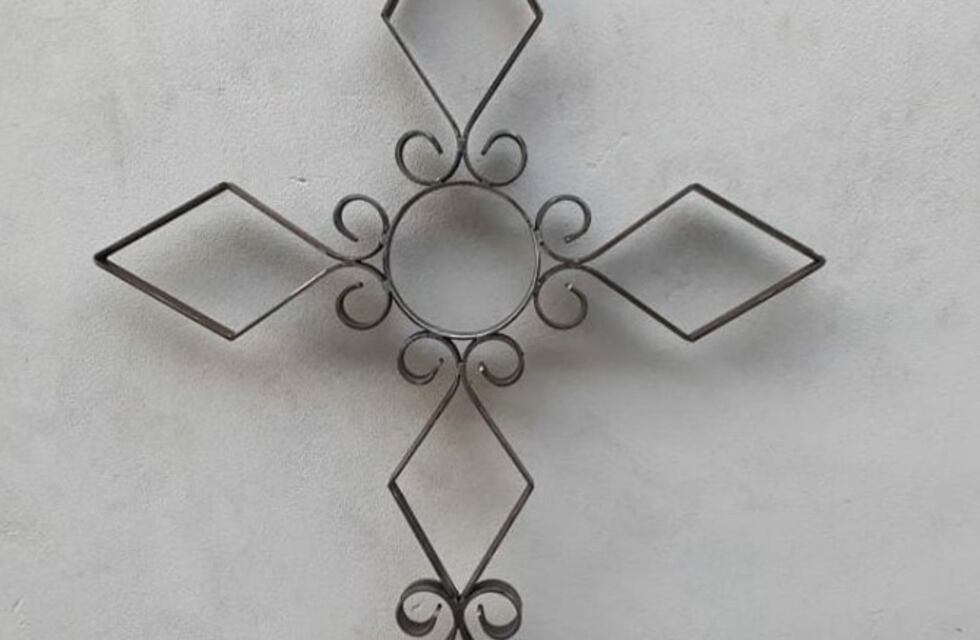 Ángel Luz tendrá su "crucecita" en el cementerio gracias al aporte de un vecino