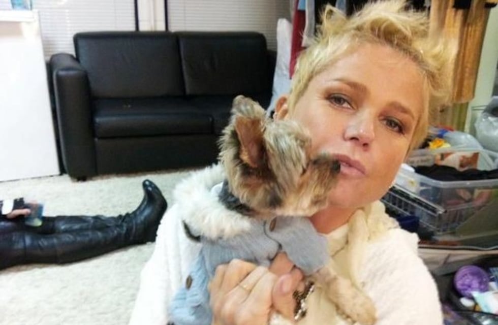 El desgarrador mensaje de Xuxa: le mataron el perro en la veterinaria