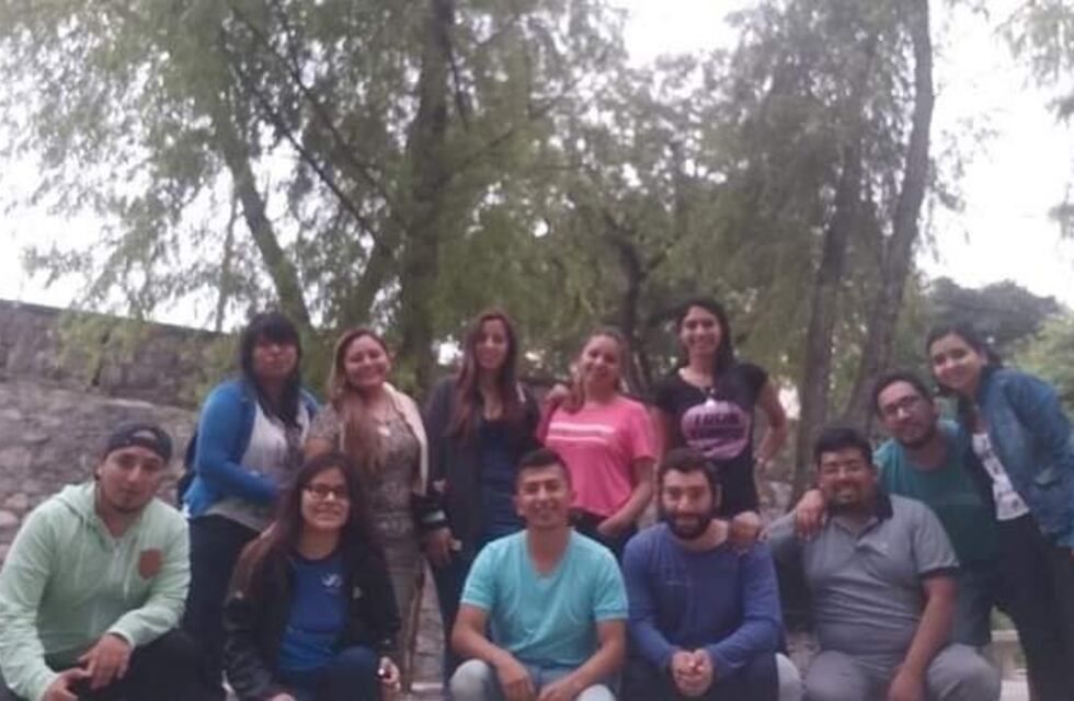 Jóvenes que trabajan por la memoria de Malvinas