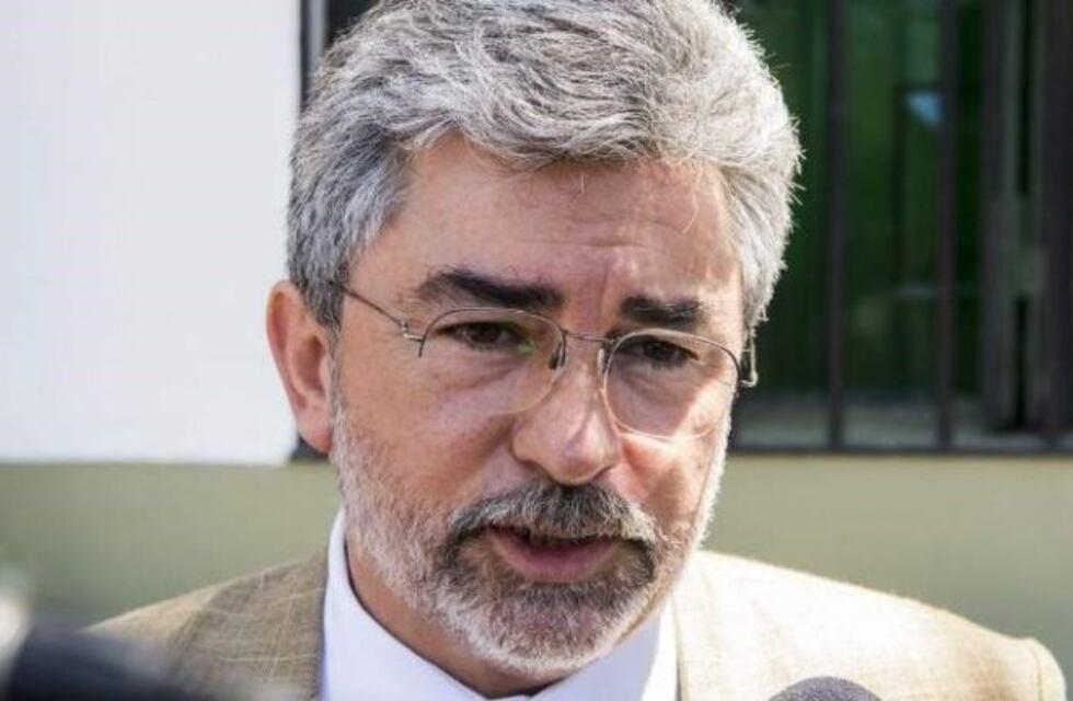 Gutiérrez: "Si los docentes no se jubilan pasan estas cosas"