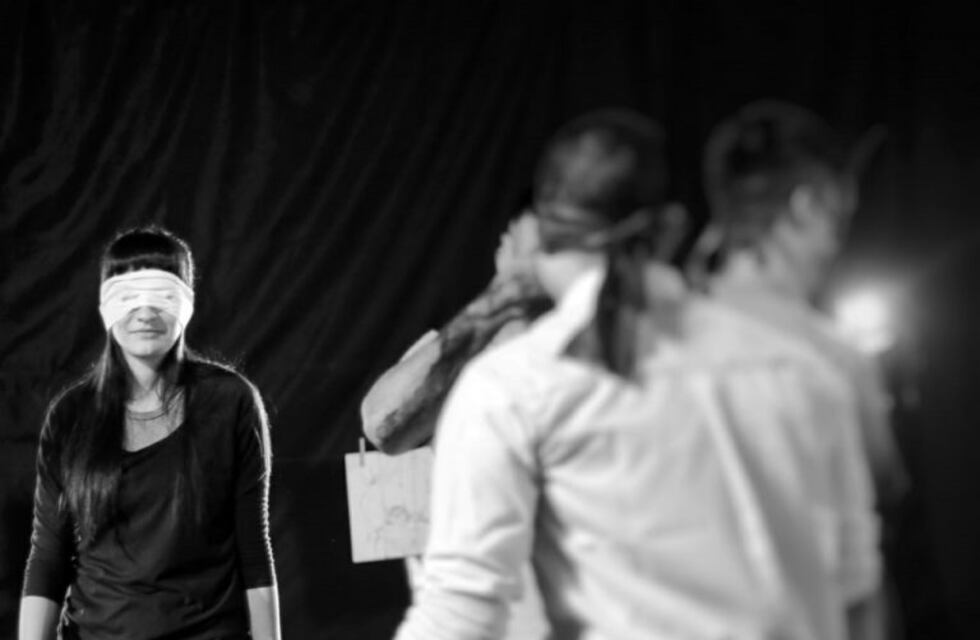 La UNTDF presentó el proyecto "Sentidos Fragmentados - Arte en Contexto de Encierro"