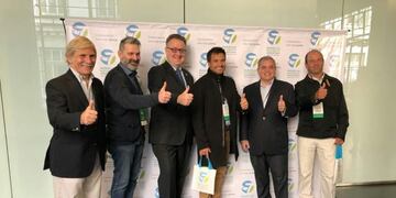 El ministro de Cultura y Turismo de Jujuy, Federico Posadas, junto a autoridades del área celebran la elección preliminar de las 7 maravillas de la Argentina