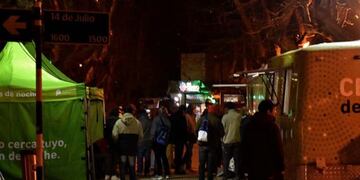 El programa asiste a personas en situación de calle en Plaza Rocha (web)\u002E